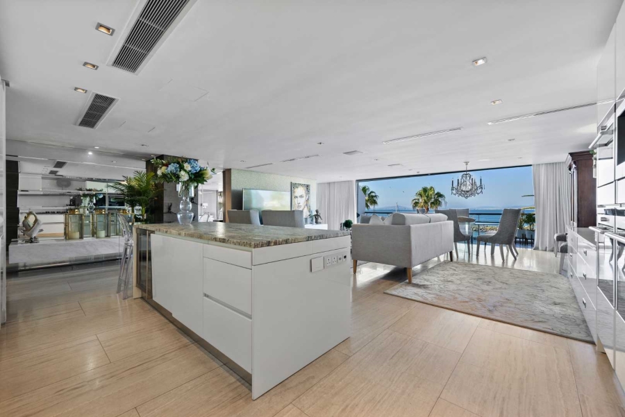3 Bedroom Property for Sale in Mouille Point Western Cape